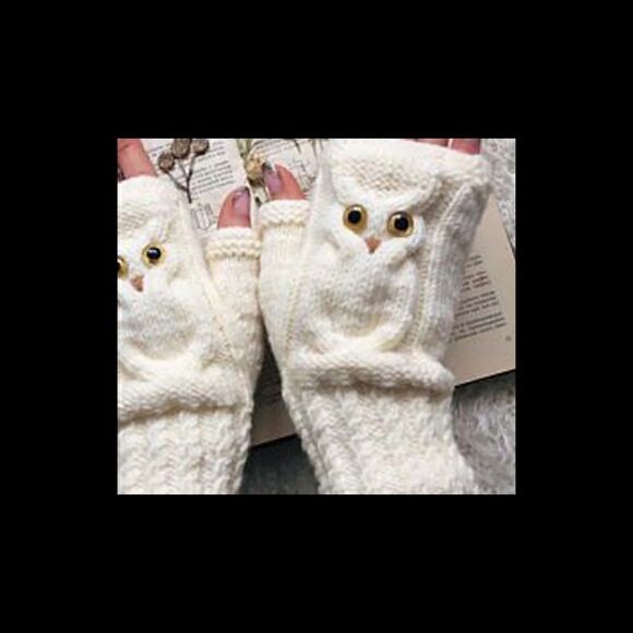 NWT BOHO HAT AND OWL FINGERLESS GLOVES SET. Beautiful knitting. - Picture 7 of 7